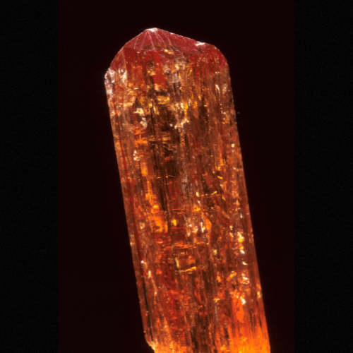 Best crystals for zodiac signs: Topaz